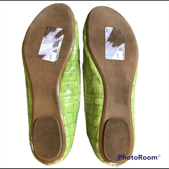 Sam & Libby Goal Green Faux Croc Flats - Picture 6 of 8
